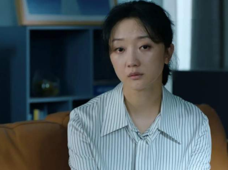 席琳·迪翁|年度最惨女演员!一出场就“漏尿”,揭开了所有女性最羞耻的一面