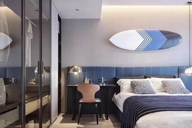 你还在买衣柜？聪明人都开始“挖墙”装衣橱了，漂亮还省空间