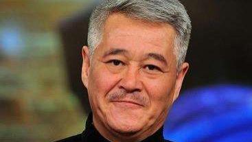 赵本山|富婆专业户：被赵本山捧红身家3000万未婚，只谈一次恋爱被骗光财产！