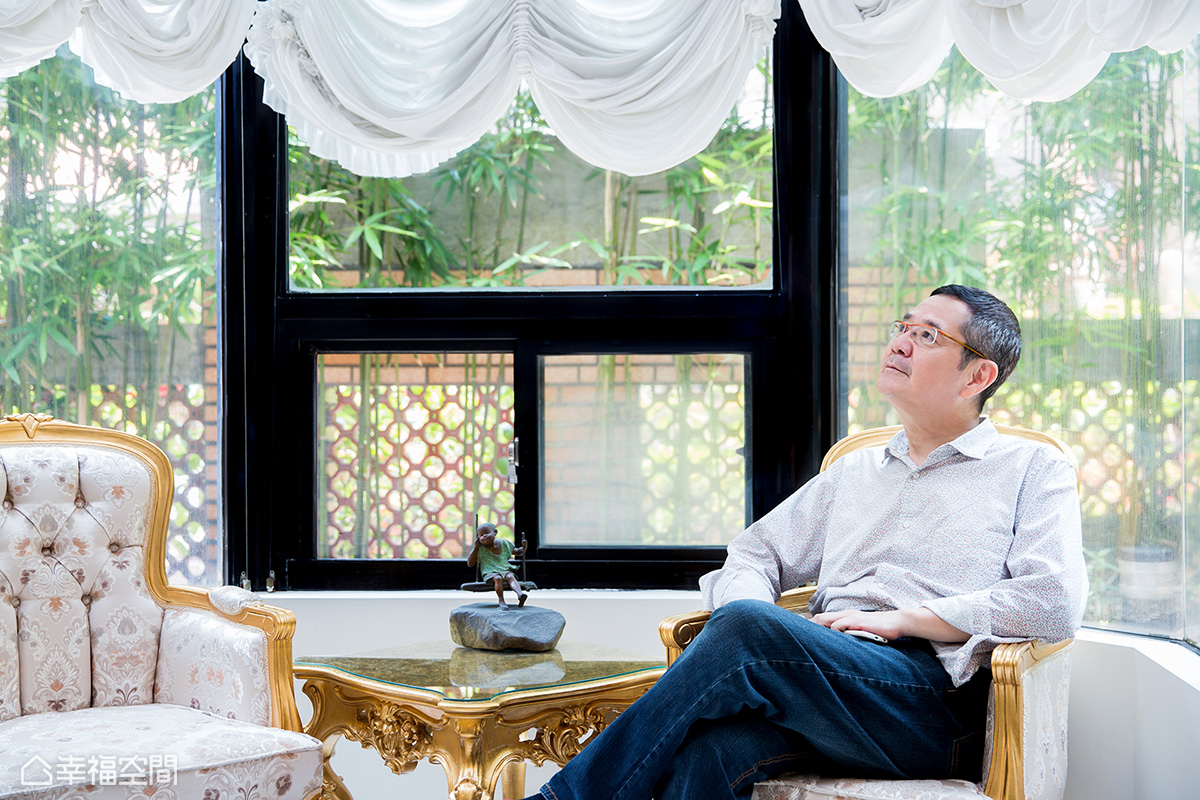 蔡卓宜|台湾戏骨灵堂遗照曝光,二哥曝去世细节,未回湖北老家成最大遗憾