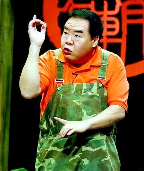 郑则仕|71岁“肥猫”郑则仕，花10年还清8000万欠款，坐迈巴赫搬出贫民窟