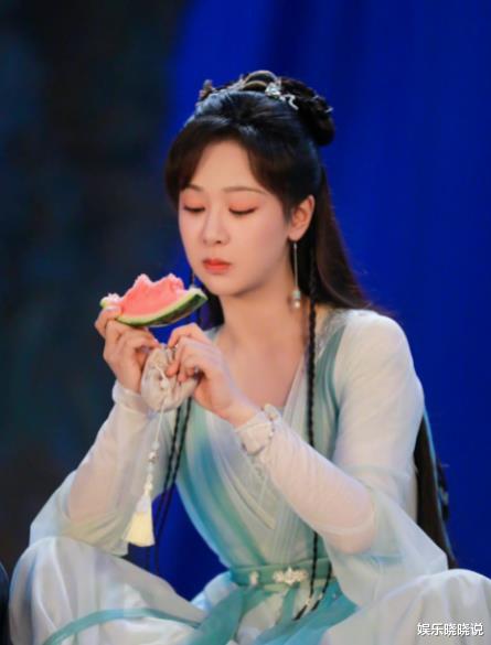 沉香如屑|《沉香如屑》变《萤灯传》,难怪景甜会跑路,网友:上头有人!