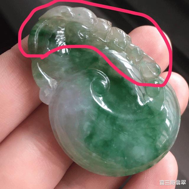 翡翠|发黄变种的翡翠,还能抢救回来吗?