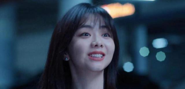 曹盾|《向风而行》程霄的叛逆只是幌子?原生家庭缺爱是根,结局被治愈