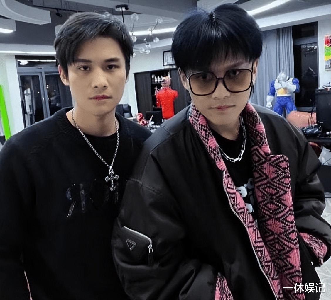 疯狂|网红圈的残酷真相,在疯狂小杨哥身上体现得淋漓尽致