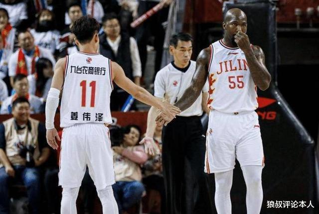 琼斯|喝明白了？琼斯公开发声，从抱怨到征服，孙军永远是我兄弟