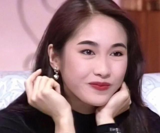 陆毅|演员黎姿:嫁残疾丈夫生3个女儿,如今她还好吗?