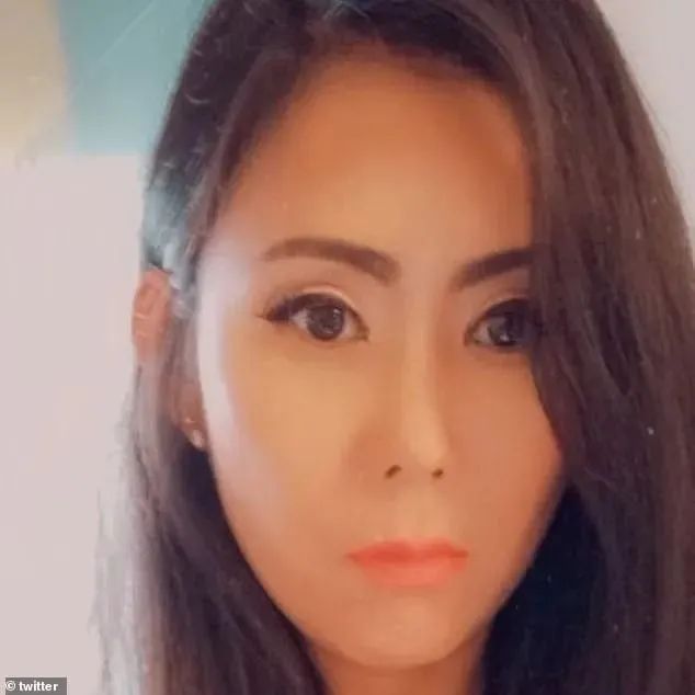 蒂姆·库克|妹子疯狂求爱苹果CEO！开保时捷闯其家求同居！威胁5亿才分手！