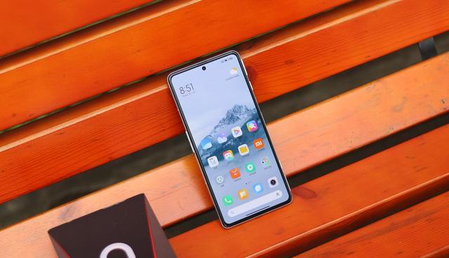 显卡|骁龙8Gen1跌至“低谷价”,到手价仅2089元,120W闪充加持