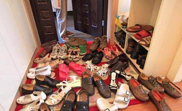 不应该在玄关处乱放鞋子的4个理由,有什么解决方法?