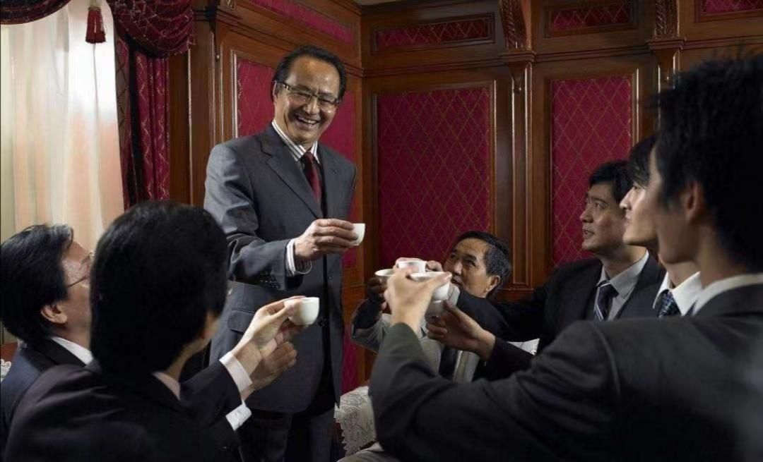 赶集|00后,终将埋葬职场酒文化