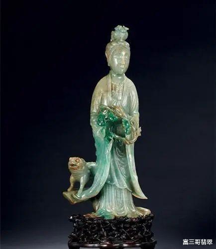 |古代翡翠仕女雕像,留住了中国女性的古典美