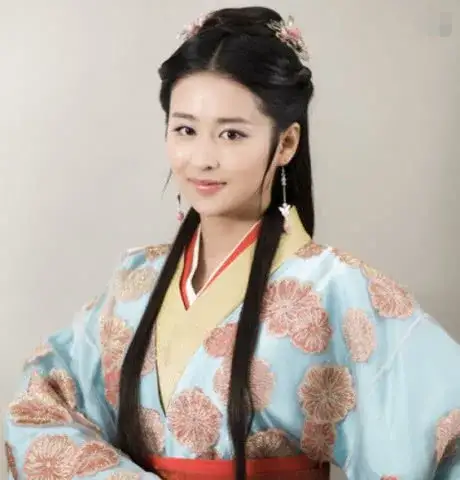 西施|7版“西施”,安以轩,张敏各有千秋!而她让人“一眼万年”