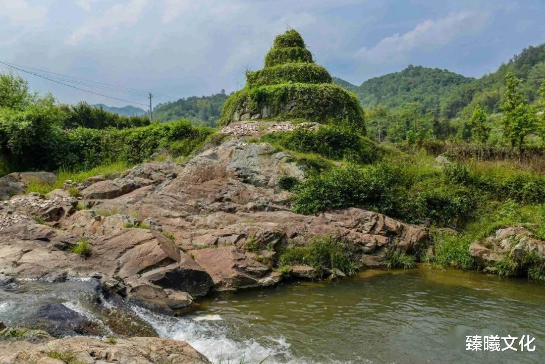 香格里拉|【臻曦文化】宁海有个千年古村，藏着500多年历史的双枝庙，你去过吗？