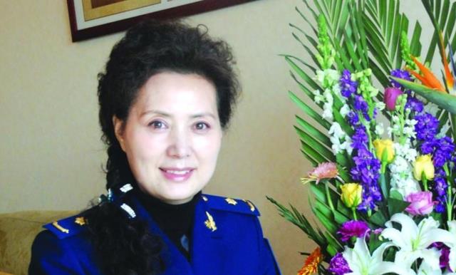 温玉娟|山东演员温玉娟：低调嫁平凡丈夫，恩爱几十年，晚年生活幸福美满