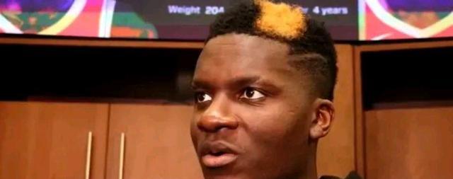 NBA一夜6大交易动态:奥尼尔怒忒恩比德莫兰特嘲讽库里二流球星