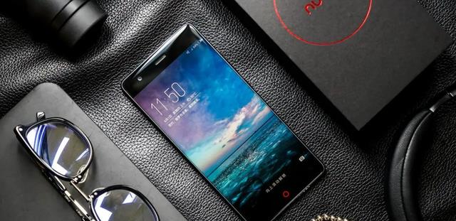 电池|113万跑分“机皇”,18GB+1TB大储存,仅售3399元起