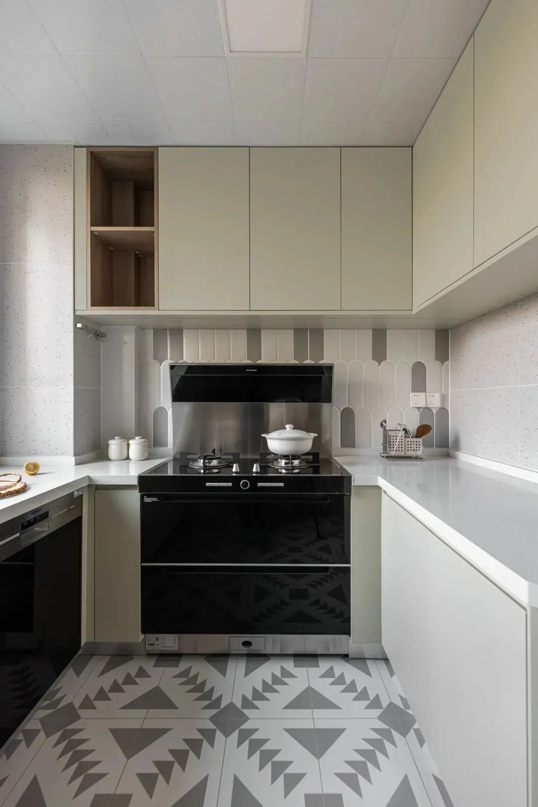 90后小夫妻的107㎡现代风婚房,治愈系绝美配色,看完好解压!