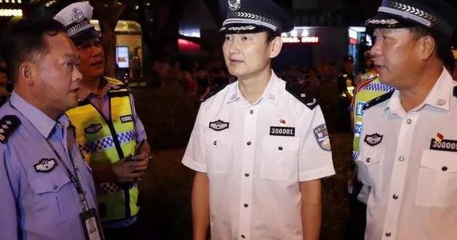 广西一男童被母亲禁锢9年,没上过学,没见过外面的楼,最终获救