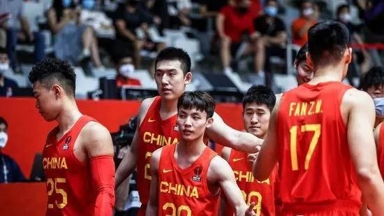 中国男篮|以后都不打！拒绝中国男篮第一人！场均20+10的大中锋