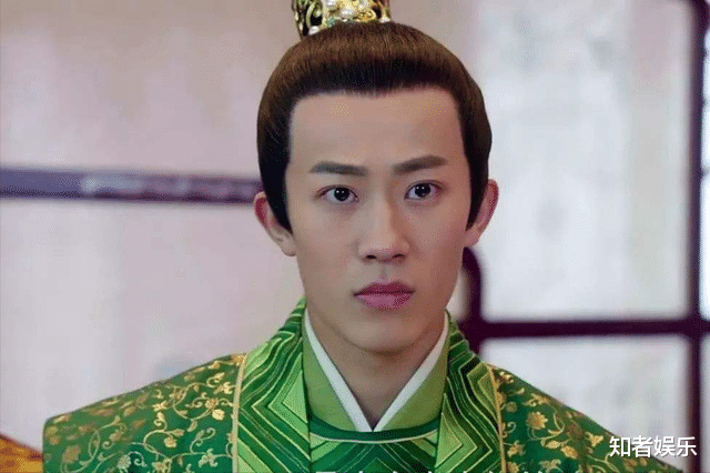 易烊千玺|张开泰出道6年，搭档张楚寒后才出圈，酷似易烊千玺未必是优势？