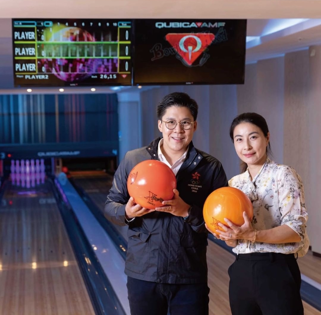 刘亦菲|霍启刚周末带娃爬山，霍中曦牵手两个妹妹登高望远，相亲相爱超暖心