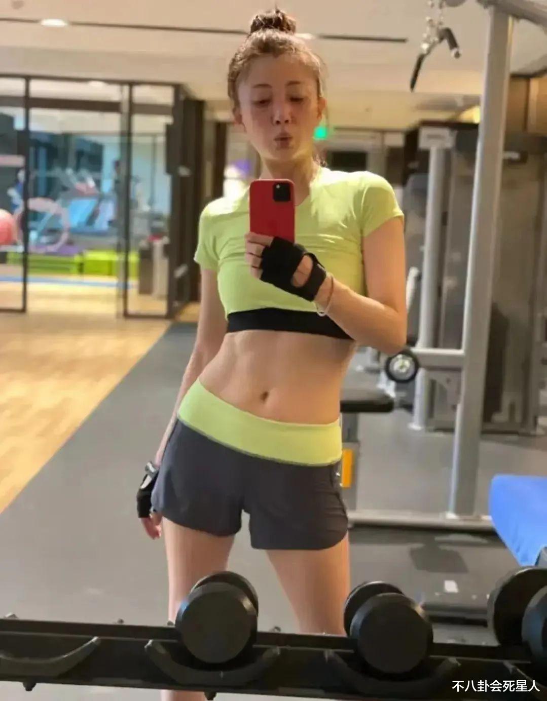 袁姗姗|女明星腹肌前十排名：殷桃第一、袁姗姗第三、金晨垫底