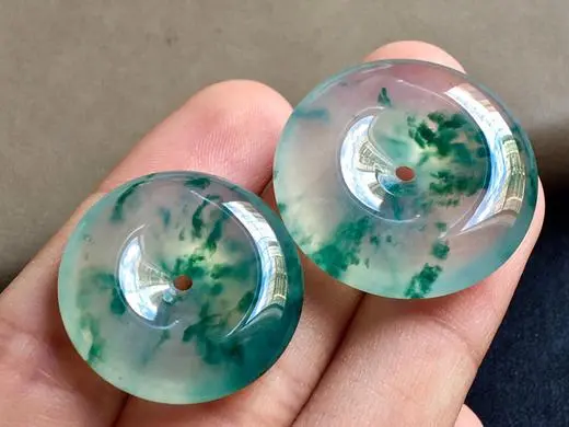 |怎么看翡翠原石有没有飘花