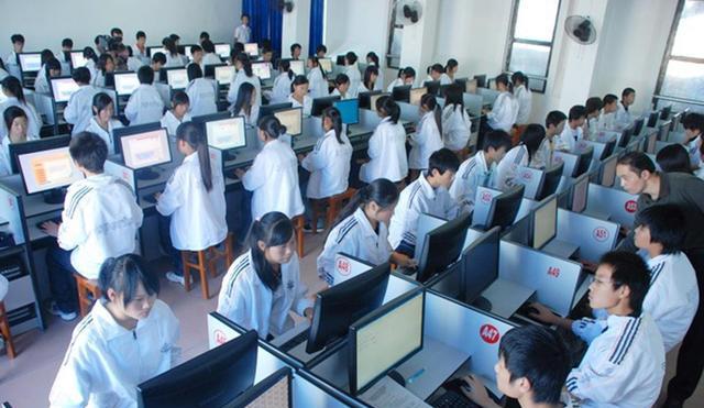 招生|中考成绩没达到普高录取分数线,还能进入普高吗?老师:有机会