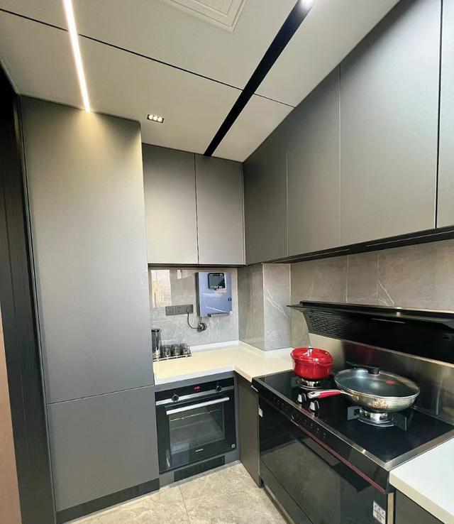 看了他家172的房才知道什么叫高雅,全屋没有一丝俗气,太美了