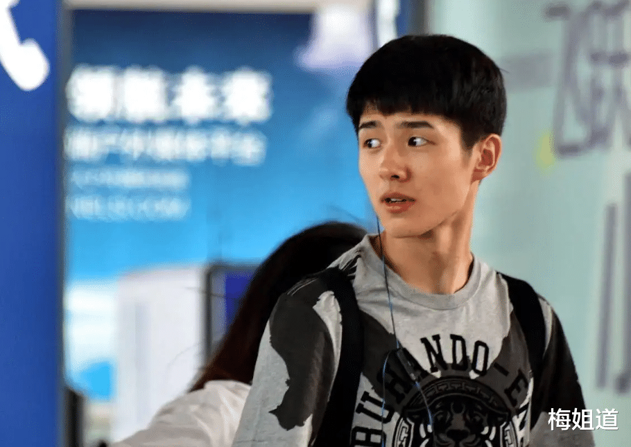 大学生|大学生看过来，这类公务员岗位适合女生报考，待遇可观且工作轻松