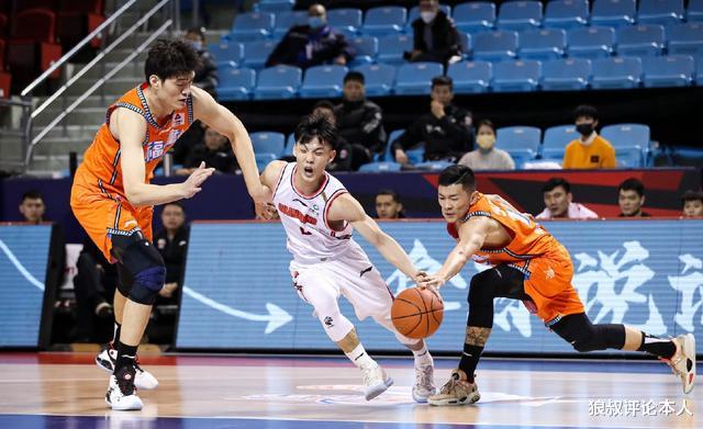 遼寧男籃|廣廈輸球后！遼寧也翻船，CBA格局大亂，廣東打黑馬隊也不穩(wěn)