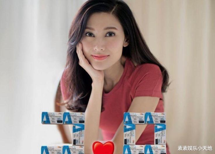 李嘉欣|港圈5大高材生明星：李嘉欣是美貌女学霸，邓卓殷拿到最高分