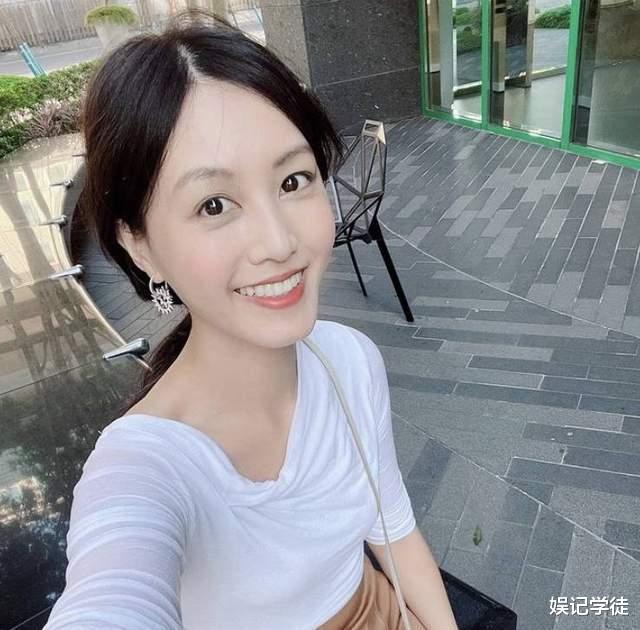 高圆圆|38岁女星称婚后辛苦，为照顾女儿落病根，看似吐槽实则是在晒幸福