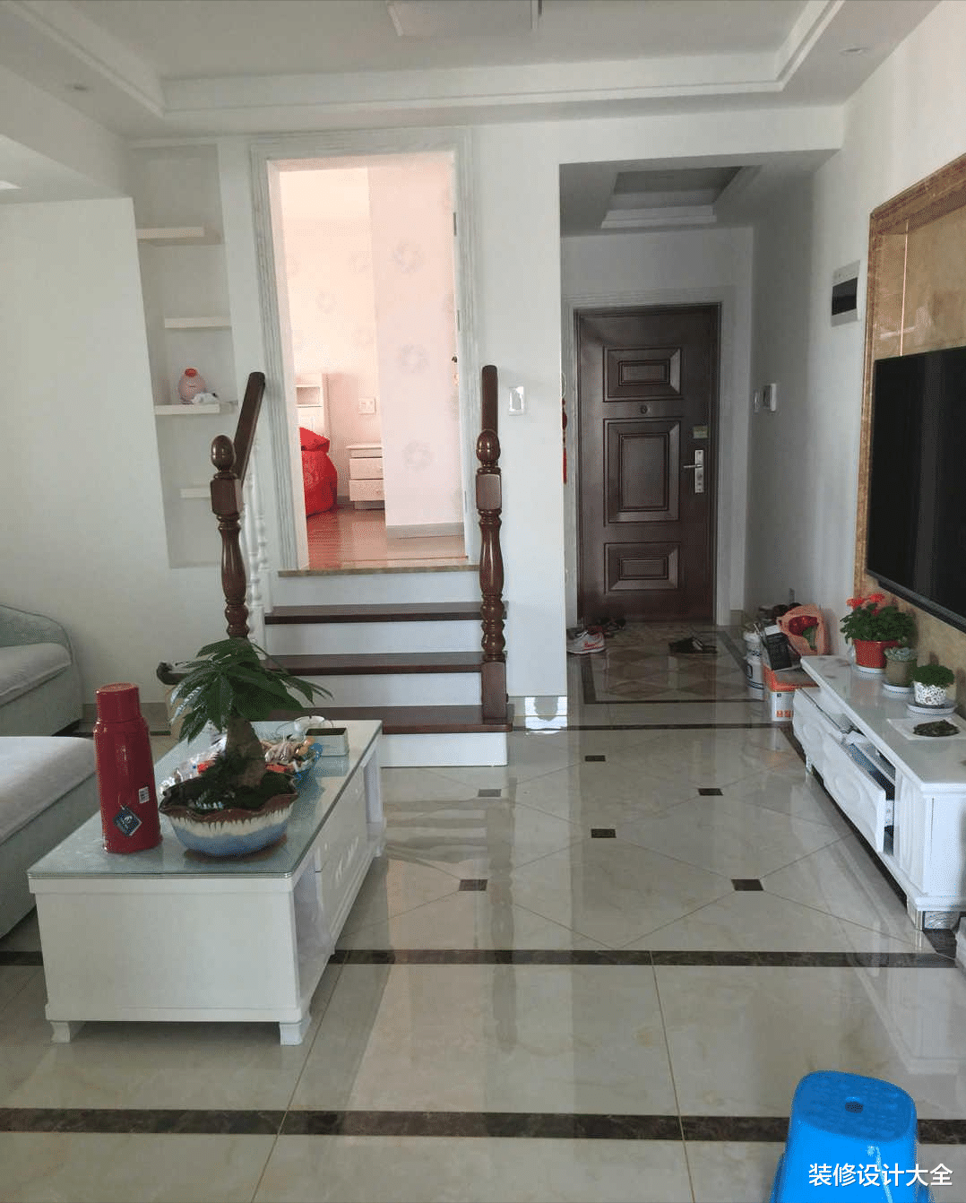 娘家精心准备的婚房,婆婆却嫌小,还说连个阳台都没有?