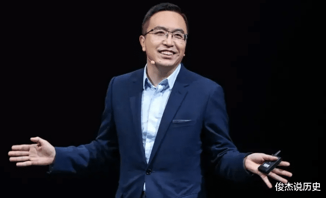 华为鸿蒙系统|荣耀宣布放弃华为鸿蒙后，小米发话了：当年选对了