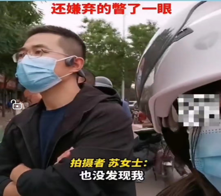 丈夫一心只顾着接孩子,妻子站在旁边10分钟,愣是没认出来