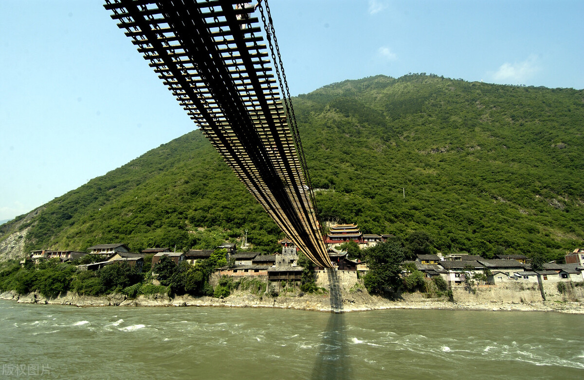 南京|自驾这条线路到西昌，穿越“藏彝走廊”景观大道，在新都桥观日出