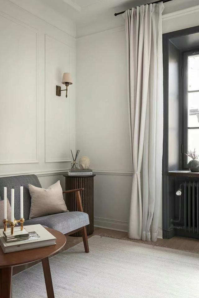 走进一个30㎡小而宜人的家,原木+奶白色简约优雅,完全长在我心上