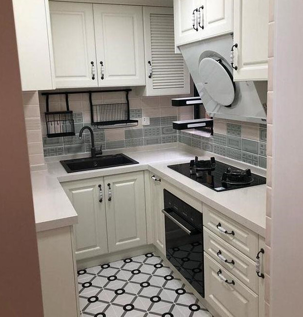 晒晒我家92平新房,装修花费22万,厨房门估计很多人没见过!