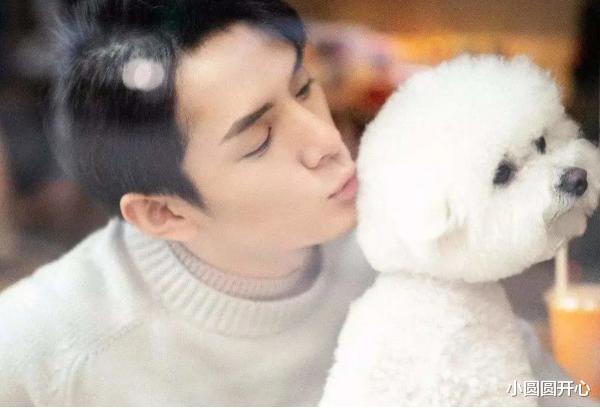 李佳琦|网曝李佳琦和女助理同居！二人同吃同住疑恋情曝光，本人现身解释