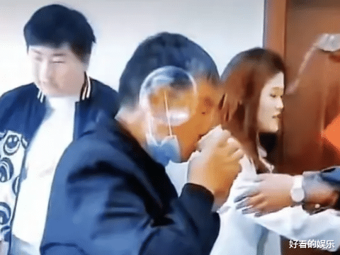 朱之文|大衣哥带准儿媳陈萌参加商演，台下观众十来人，网友：跌面了