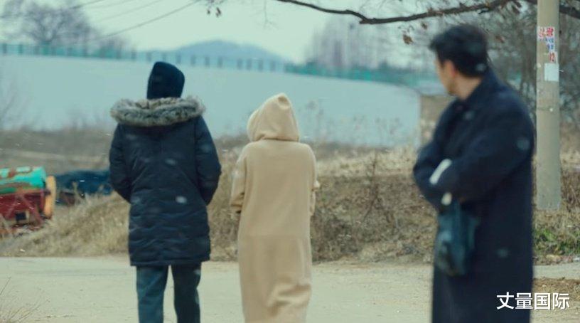 我的出走日记|《我的出走日记》剧情细节解析!「野狗」隐喻神呼应具先生的命运!