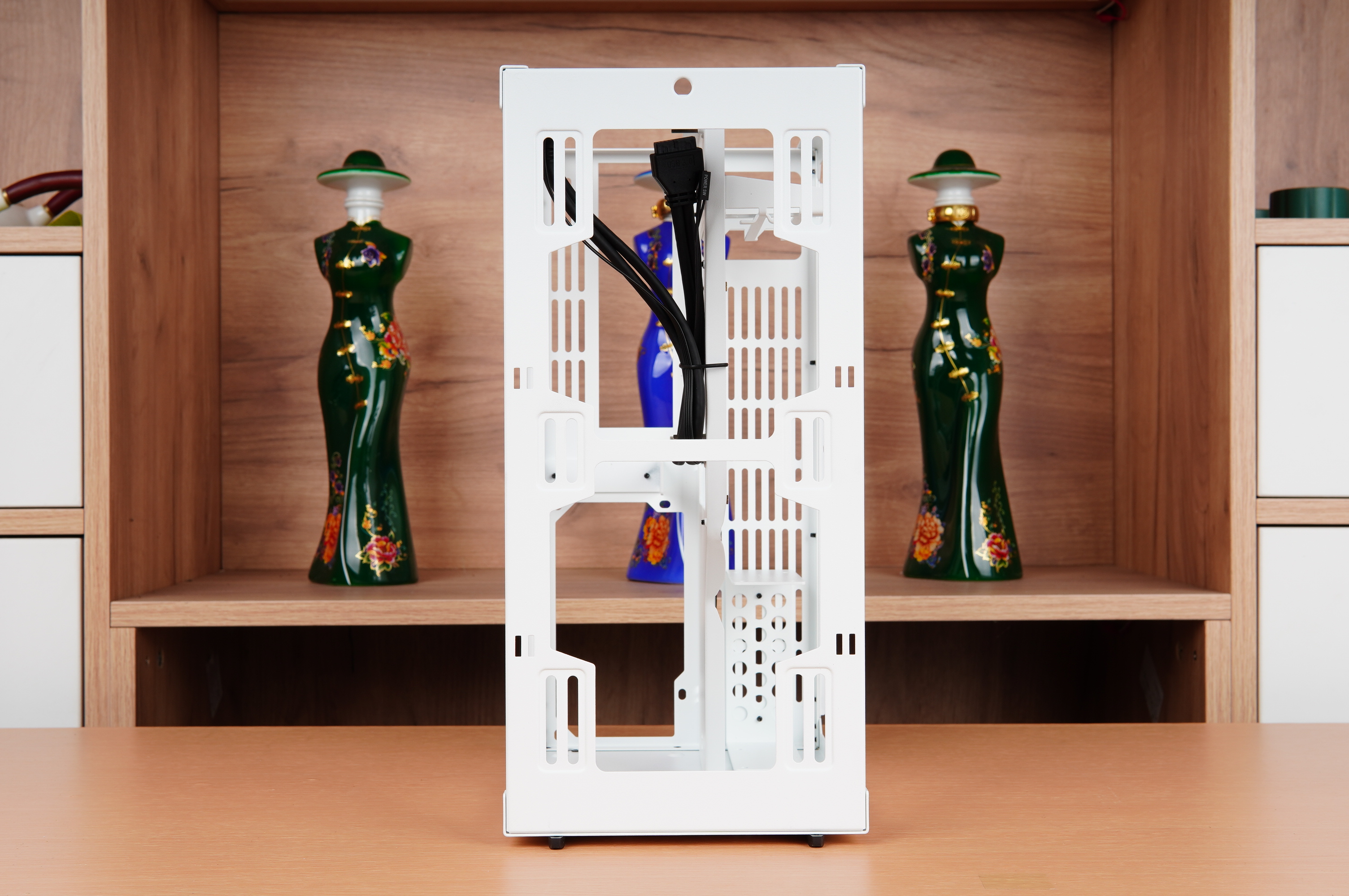 VR|非常像某种家里角落常见的箩筐，乔思伯VR3装机实测