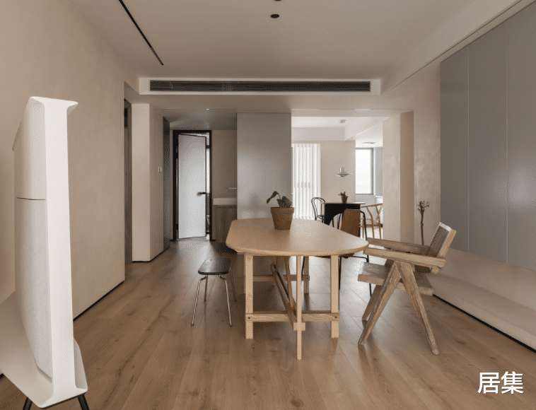 从自然的角度出发,用简约的色彩和纹理,装点出极具特色的家