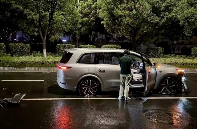 五百万以内最好的家用SUV,又双叒翻车了?