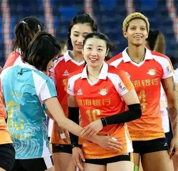 天津女排|豪气、霸气和自信，是天津女排的冠军底蕴