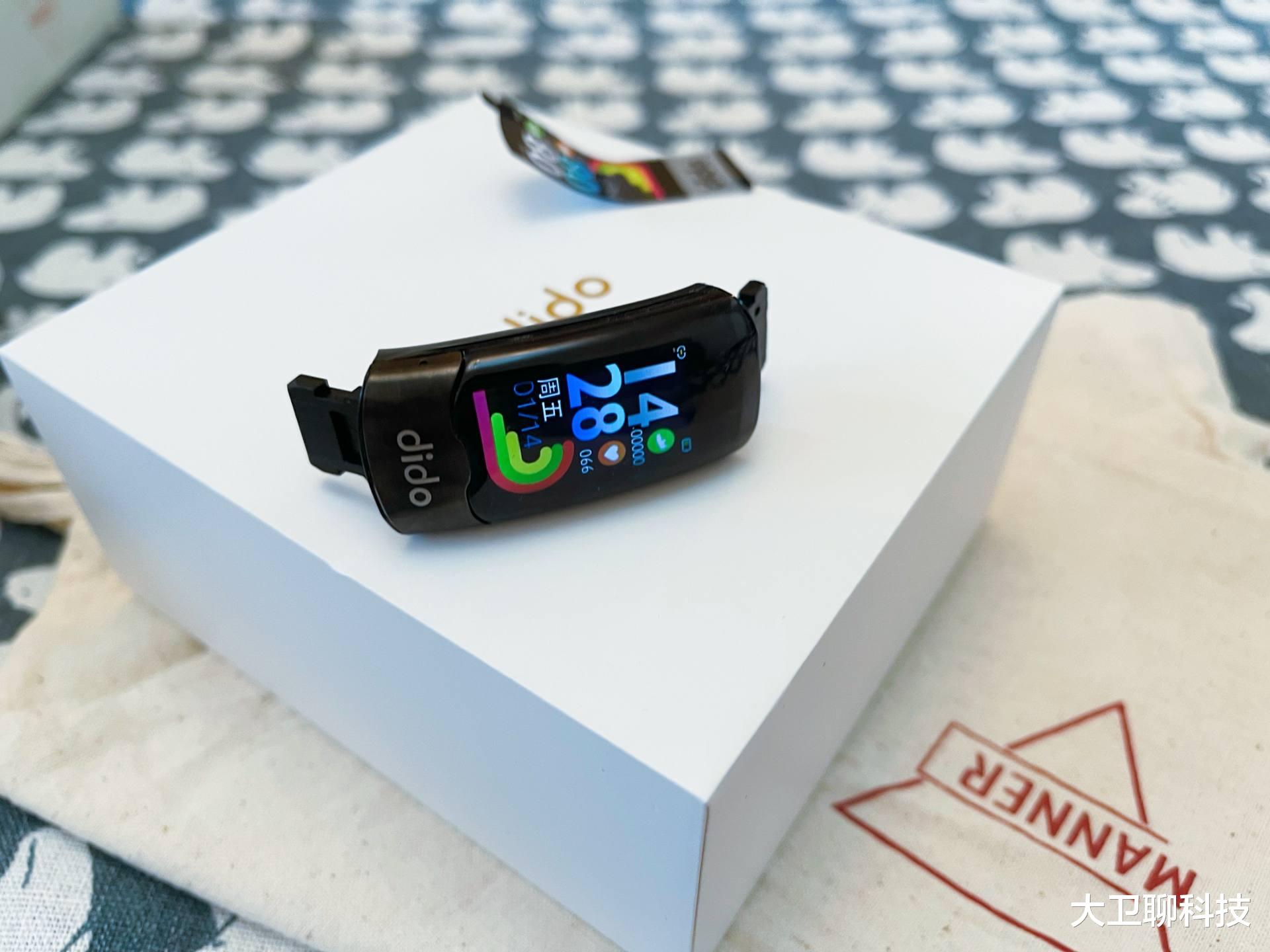 搜索引擎|心电、血压都能监测的手环，dido Y2上手：足够实用才不会被闲置