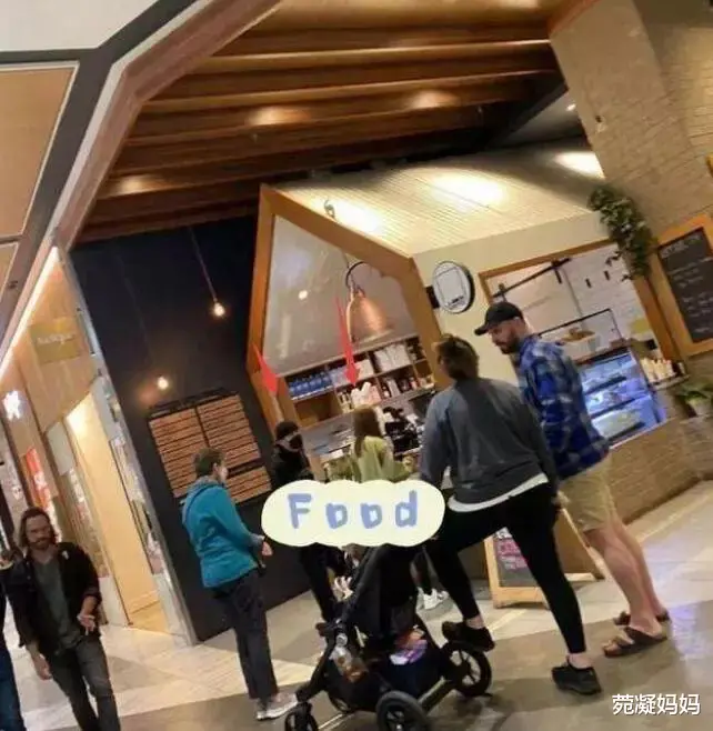 王楠|郭德纲助理直播间痛骂粉丝穷，周杰伦助理强制检查路人手机