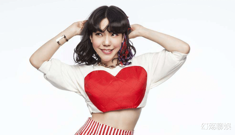 吴莫愁|“昔日顶流”吴莫愁:从公众眼中消失的这3年,都做了什么?